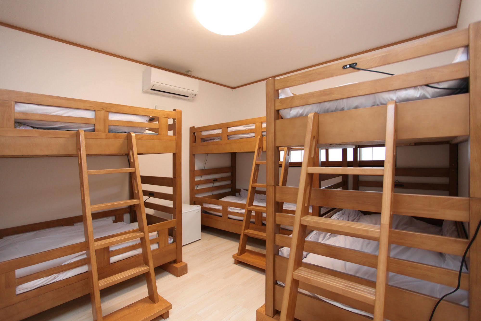 Fujiyama Base Bed and Breakfast Fujiyoshida Εξωτερικό φωτογραφία
