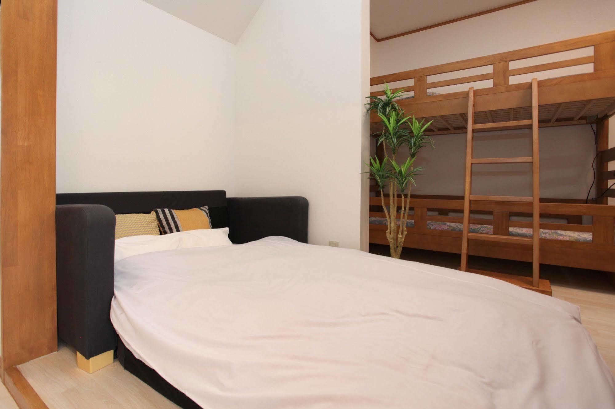 Fujiyama Base Bed and Breakfast Fujiyoshida Εξωτερικό φωτογραφία